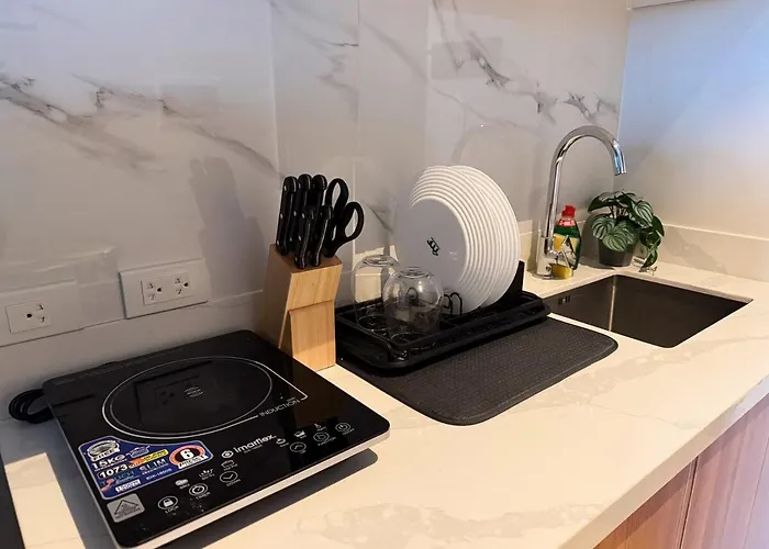 Appartamento Cozy With Workspace At The Highline Residences Mandaue
